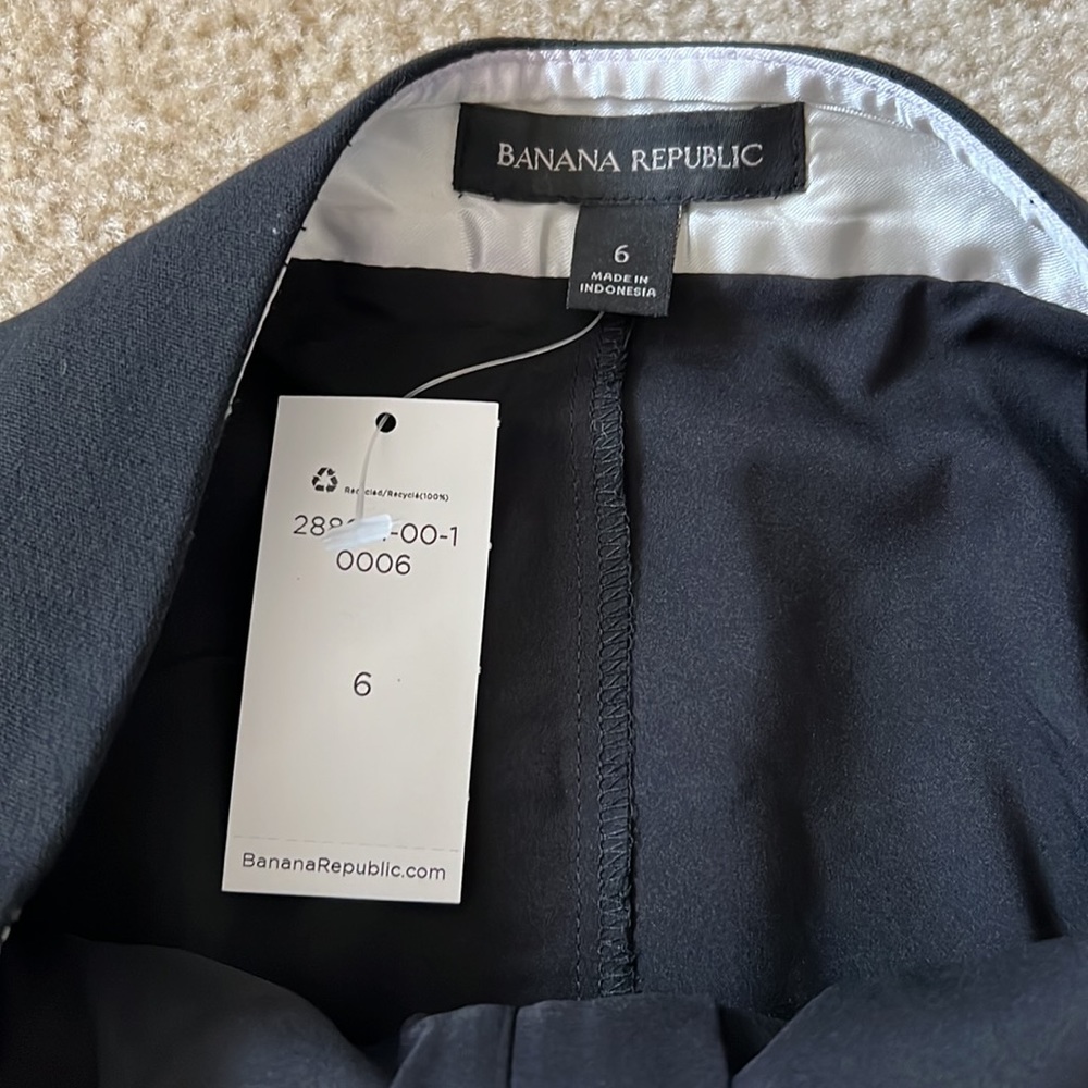 Banana Republic contrast trim skirt - Picture 4 of 6